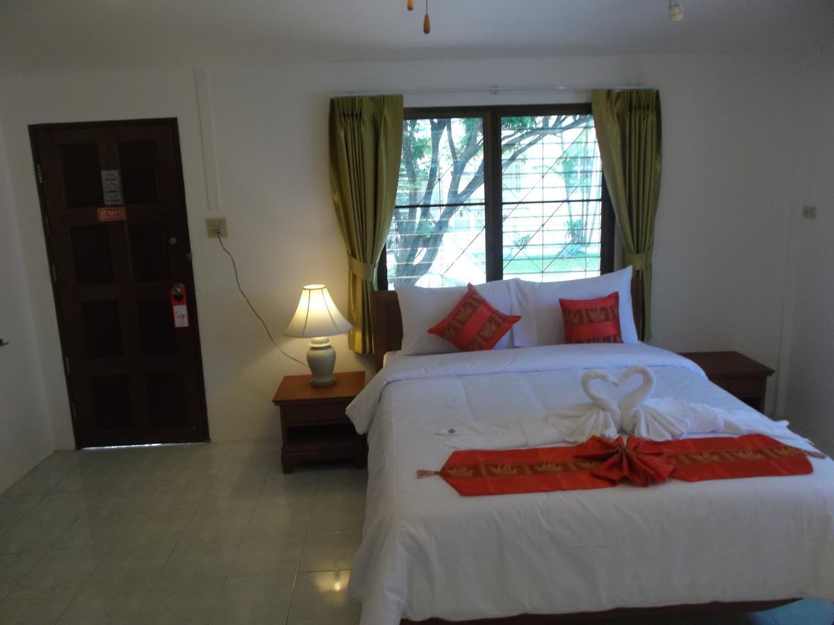 Mali Garden Resort Patong Exterior photo