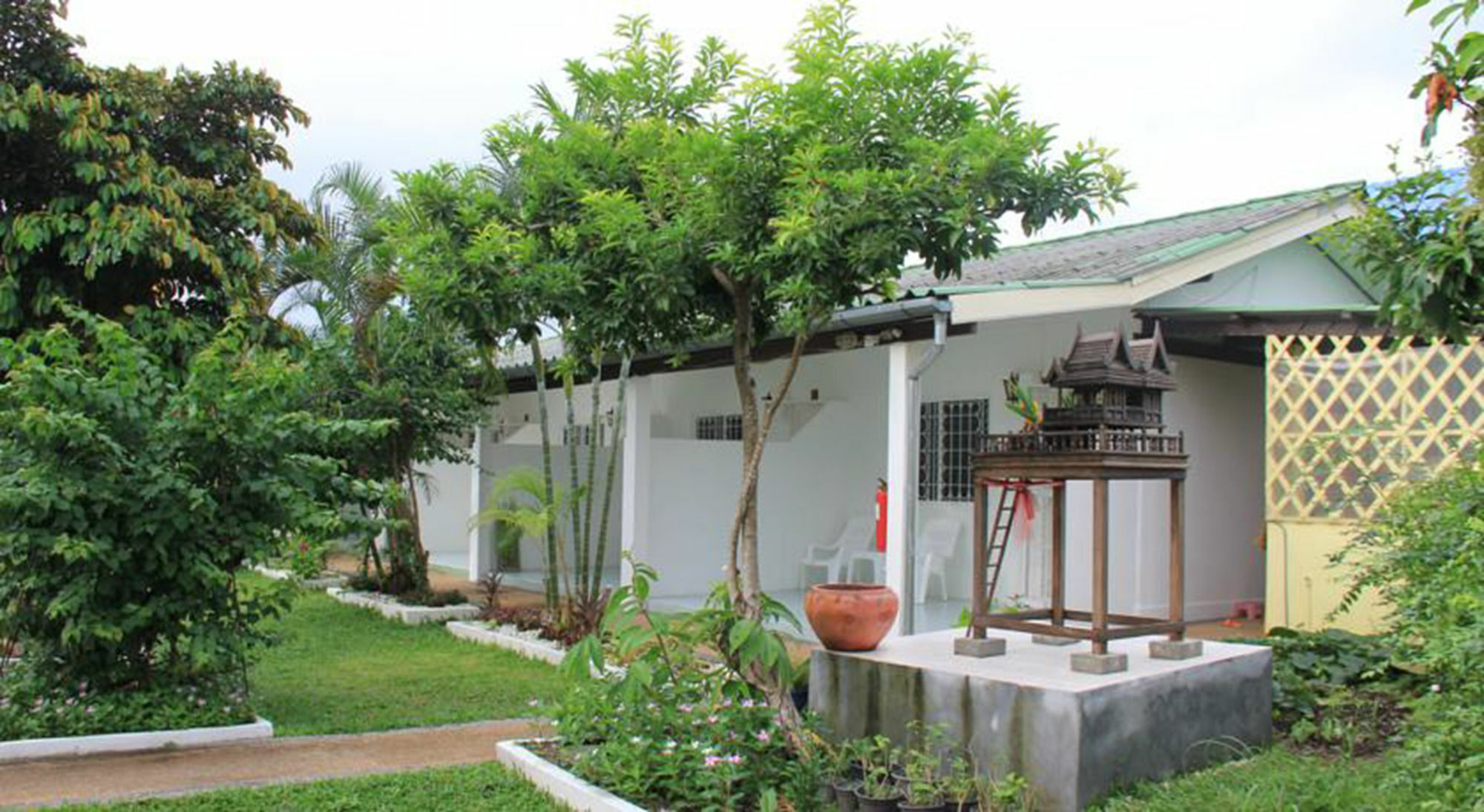 Mali Garden Resort Patong Exterior photo